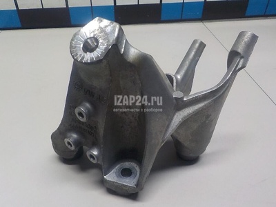 4M0199307AF Кронштейн двигателя левый VAG A5/S5 (F5) 2017