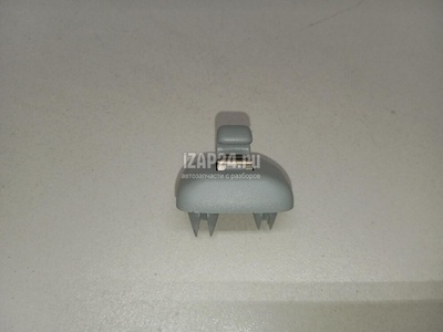 8W0857562ADT4 Кронштейн солнцезащитного козырька VAG A5/S5 (F5) 2017