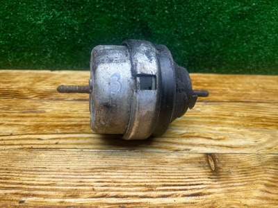 8D0199379J Подушка крепления двигателя Volkswagen Passat B5 1999 , 8D0199379M, 8D0199382P