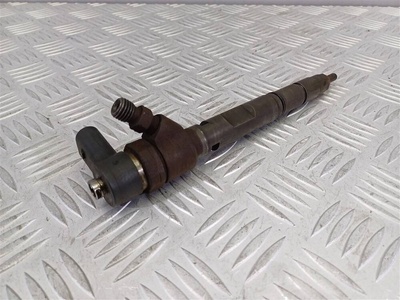 057130277M Форсунка Audi A8 D3 2006