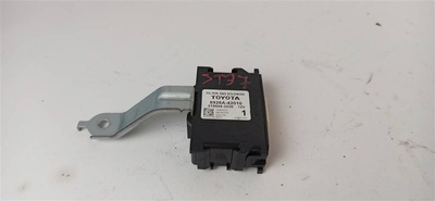 8926A42010 Блок электронный Toyota RAV4 2019