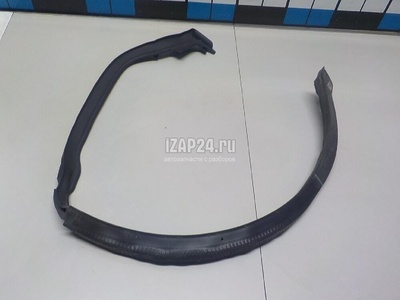 4M8839119B Уплотнитель двери VAG Q8 (4MN) 2018