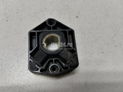 1J0806155E Подушка радиатора VAG Octavia (A4 1U-) (2000 - 2011)