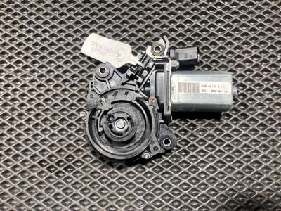 4M0839004A Доводчик двери Audi Q7 4M 2022