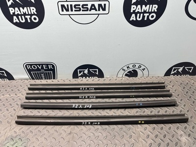 1748426 Уплотнитель двери задний Ford Focus/2 2004-2011 , 1748427, id102596