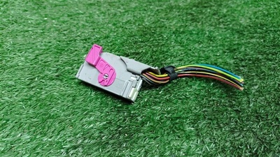 1j0972977g разъем Audi A4 (B8) 2007-2015