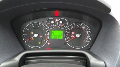 0608 форд фиеста mk6 v 06 - 08 r рестайлинг fusion 05 - 12 спидометр 2007 r . автомат бензин