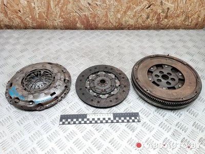 03G253014MV Комплект сцепления Volkswagen Golf 5 2008 ,022141031S,03G105266AF