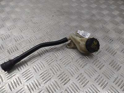 8V512K478AE Бачок тормозной жидкости Ford Fiesta 6 (2008-2013) 2010