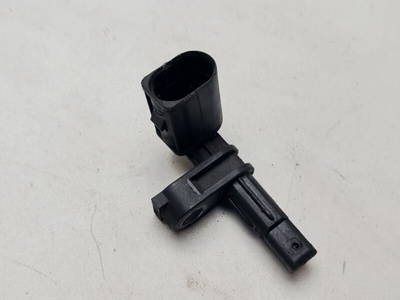 WHT005651A датчик abs Volkswagen Touareg 2