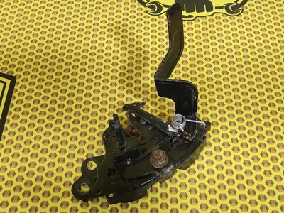 656011KA0A Замок капота Nissan Juke F15 2012