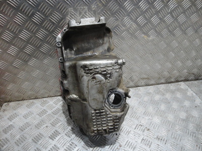03C103603T Поддон двигателя Octavia A5 (04-13) / Golf 5 (03-09)/Passat B6 (05-11) 1,4 б/у (арт. )