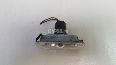 1J0949117 Повторитель на крыло белый VAG Passat [B5] (2000 - 2005)
