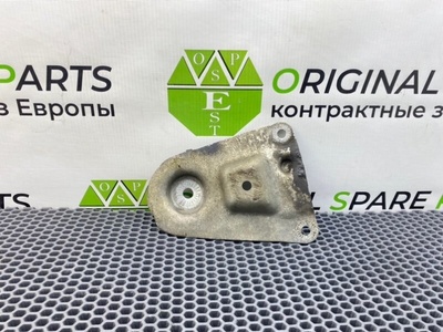 8D0399541B Кронштейн балки Audi A6 C5 Avant Quattro 2004 , 8D0399541, 8D0399541D