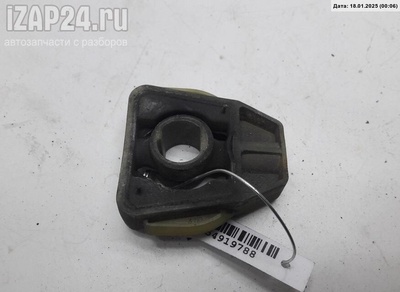 6q0121367 Кронштейн радиатора Skoda Fabia mk1 (6Y) 2004