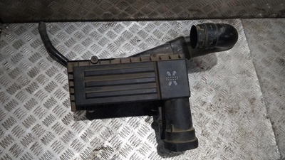 3C0129607AS Корпус воздушного фильтра Tiguan (07-11)/Passat B6 (05-11)/Octavia A5 (04-13) дефект б/у (арт. )
