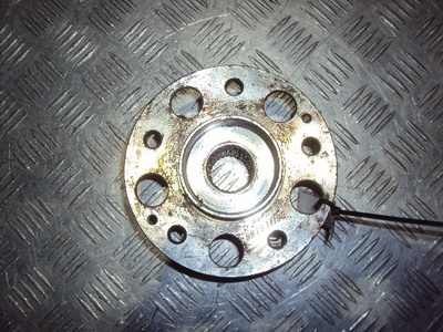 4142034000 Ступица Actyon New\Korando C (10-14) 2.0 4WD пер\зад б\у (арт. )