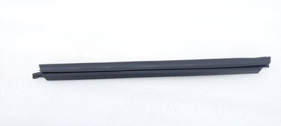 A2927350465 Уплотнитель стекла двери Mercedes-Benz GLE-Class W166 2015 , 2927350465