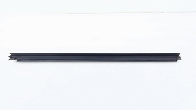 A1667250365 Уплотнитель стекла двери Mercedes-Benz GLE-Class W166 2015 , 1667250365