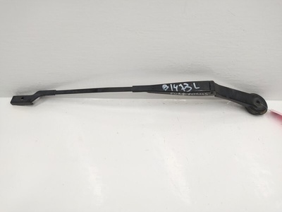 BM5117526AB Щеткодержатель (поводок стеклоочистителя, дворник) Ford Focus III (2011-2014) 2013
