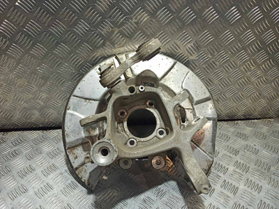 33326796497 Цапфа BMW 7 F01/F02 (08-15) зад L Б\У (арт. )