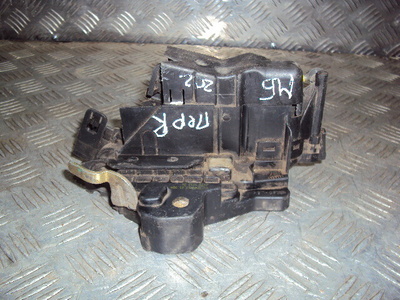 W202 Замок двери (94-00) пер R б\у (арт. )