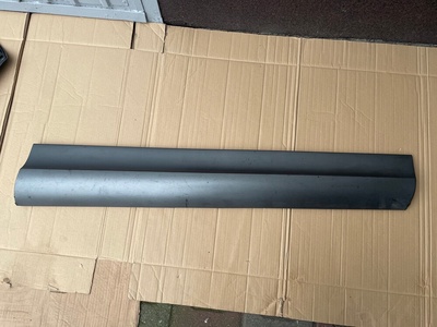 4L0853960H Audi q7 4l накладка двери правая передняя переднее