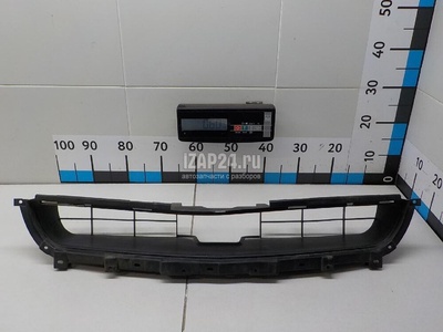 MN126459 Решетка в бампер центральная Mitsubishi Lancer (CS/Classic) (2003 - 2008)