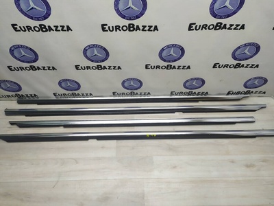 2216903380 Накладка двери внешняя Mercedes W221 Mercedes W221 S 2005-2013