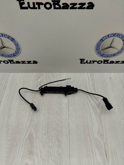 A2028202389 Антенный усилитель Mercedes W163 Mercedes W163 ML 1997-2005