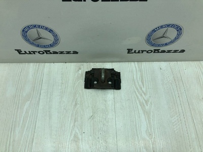 A1647400132 Скоба замка крышки багажника Mercedes X164 Mercedes X164 GL 2006-2012