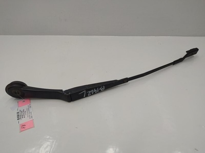 BM5117526AB Щеткодержатель (поводок стеклоочистителя, дворник) Ford Focus III (2011-2014) 2012