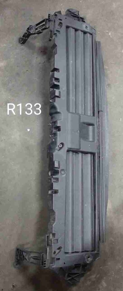 8W0807771F Жалюзи Audi A4 B9 (2015—2020) 2019 , 8W0807739, 8W0807663, 95B965501AA, 8W0807297, 8W0807298, 4M0959651