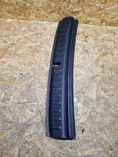 9461985 Обшивка багажника BMW X1 U11 2024