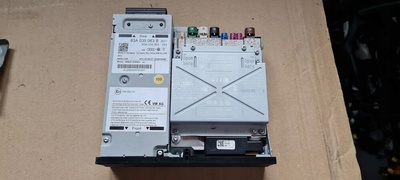 83A035063B q3 83a считыватель блок радио навигации mmi навигация
