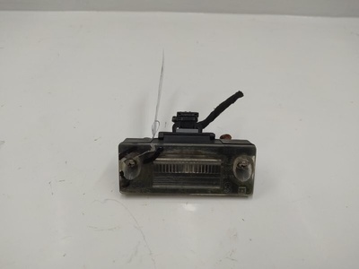 8D5827631 Подсветка номера Audi A4(B5) 1997
