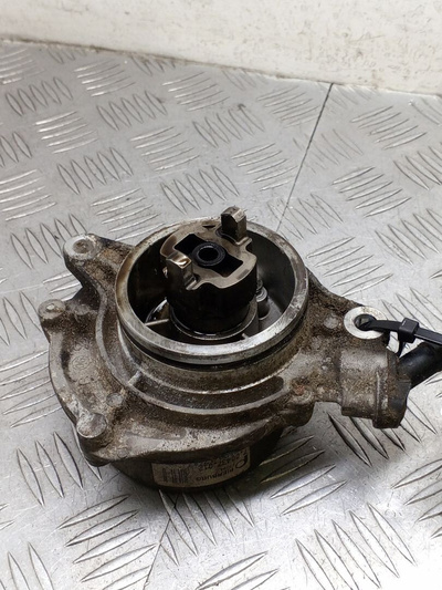11667791232 насос вакуумный BMW 5 E60/E61 2007 ,7791232,M47N,M47N2,204D4,M47N204D4