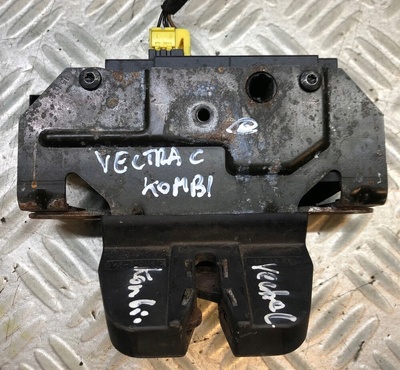 24441401 Замок крышки багажника багажника opel vectra c универсал