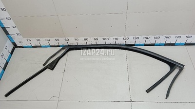 13413526 Уплотнитель стекла двери GM Astra J (2010 - 2017)