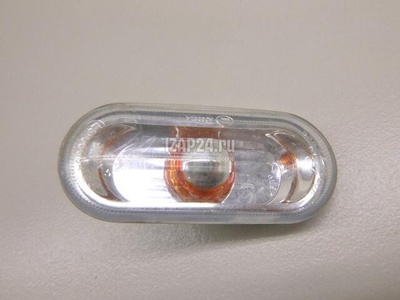 7E0949117 Повторитель на крыло VAG Polo (HB) (2009 - 2017)