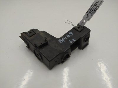 1K5807393A Кронштейн крепления бампера заднего Volkswagen Jetta(2004-2009) 2007