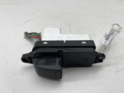 GP9F66380 Кнопка стеклоподъемника заднего левого Mazda 6 (2002-2007) GG/GY 2005