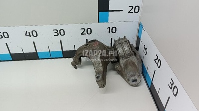 112100627R Опора двигателя правая Renault Sandero (2009 - 2014)