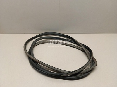7P0839911A Уплотнитель двери VAG Touareg (2010 - 2018)
