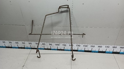 849804260R Кронштейн крепления запасного колеса VAZ Lada Largus 2012