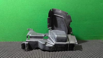 30796466 Дефлектор радиатора Volvo V60 1 2012 307 964 66