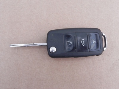 3T0837202 skoda октавия ii superb ключ