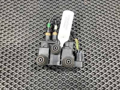 CPLA5B710AC Блок клапанов пневмоподвески Land Rover Range Rover 4 2017 ,LR037081,LR070245,LR176325