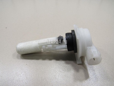 LR037568 Датчик уровня в бачок омывателя Land Rover Range Rover Sport 2013