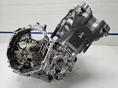 SilnikGSF60006824 suzuki gsf 600 bandit 00 - 04 двигатель в рабочем состоянии